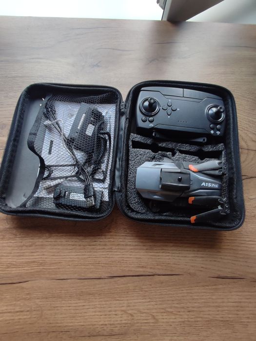 Дрон с пультом, 3 батареи