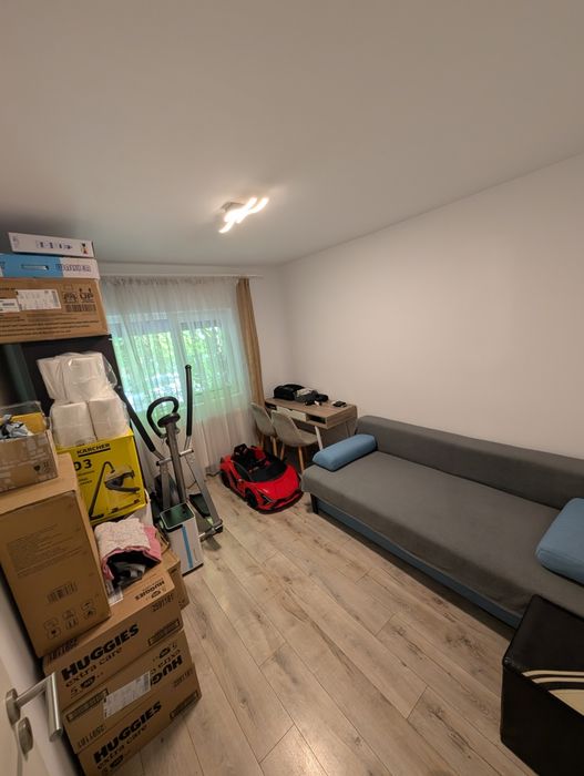 Vand apartament 3 camere zona soarelui