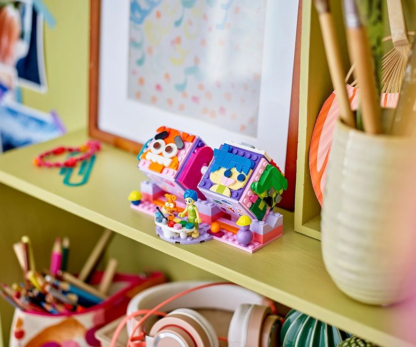 LEGO® Disney™ Pixar 43248 - Отвътре навън 2: Кубчета за настроение