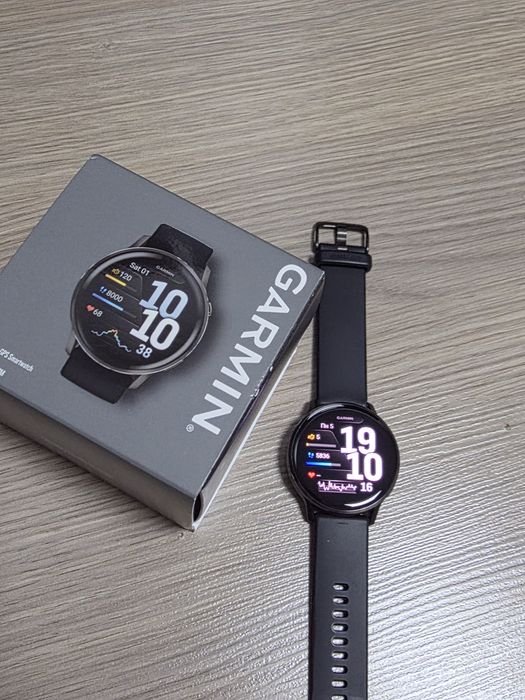 Продам смарт часы Garmin Venu 4