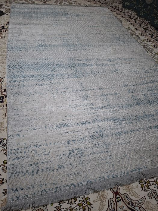 Ковёр   8000  тг