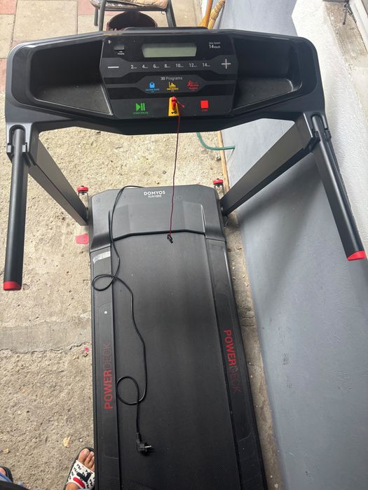 Bandă de alergat Domyos Run100E (Stare impecabilă / Ca nouă)