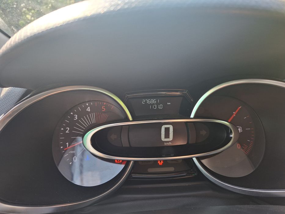 Renault      clio