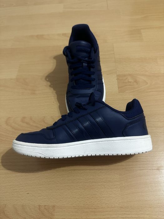 Adidasi Adidas marimea 38