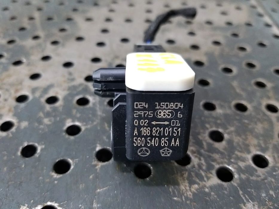 Senzor impact mercedes cla x117 a1668210151