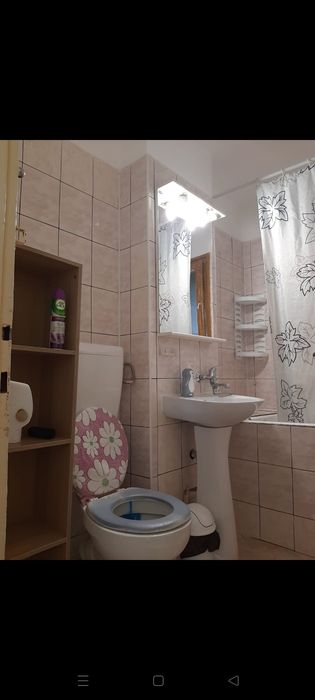Închiriez apartament 2 camere in zona Astra