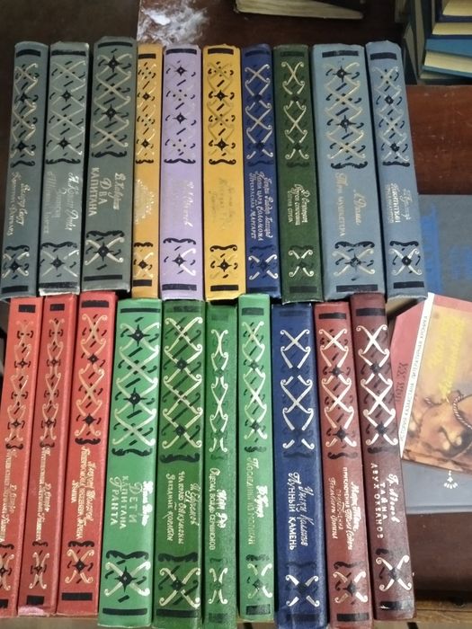 Продам книги для домашнего чтения.