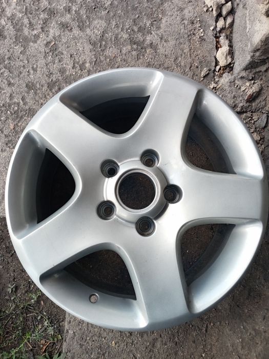 Продам диски на туарег r17