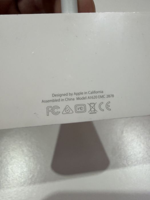 Adaptor Apple Lightning Card SD A1441 A1620 USB C - VGA