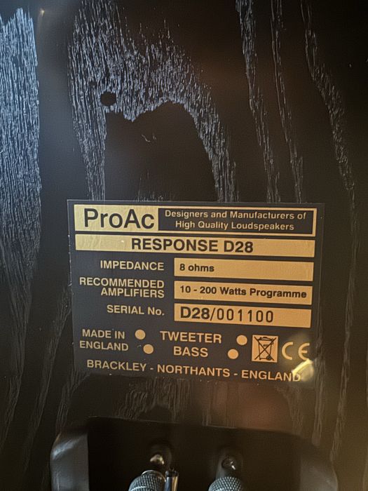ProAc Response D28 Тонколони Проак
