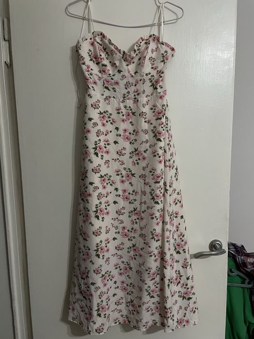 Продам платье летнее