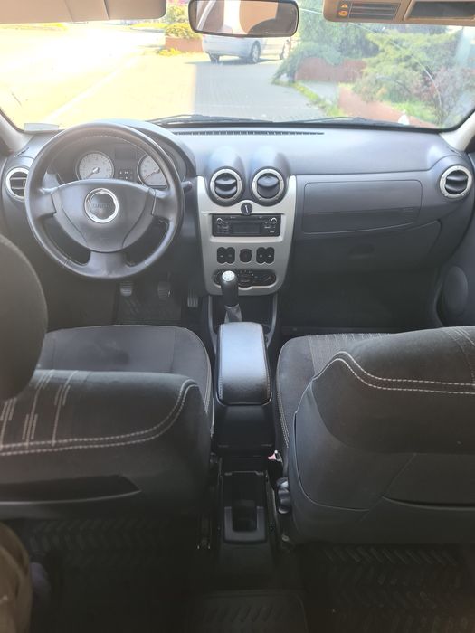 Dacia Logan 2012