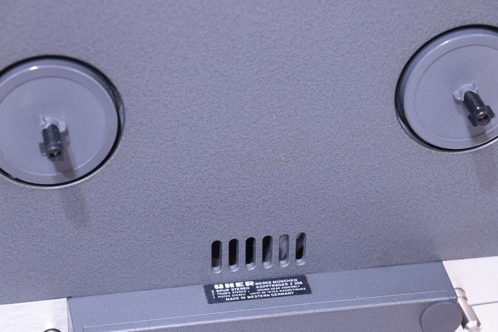 Magnetofon Uher Variocord 236.