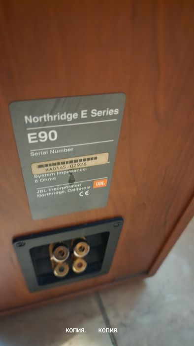 Колонки аккустические JBL e90