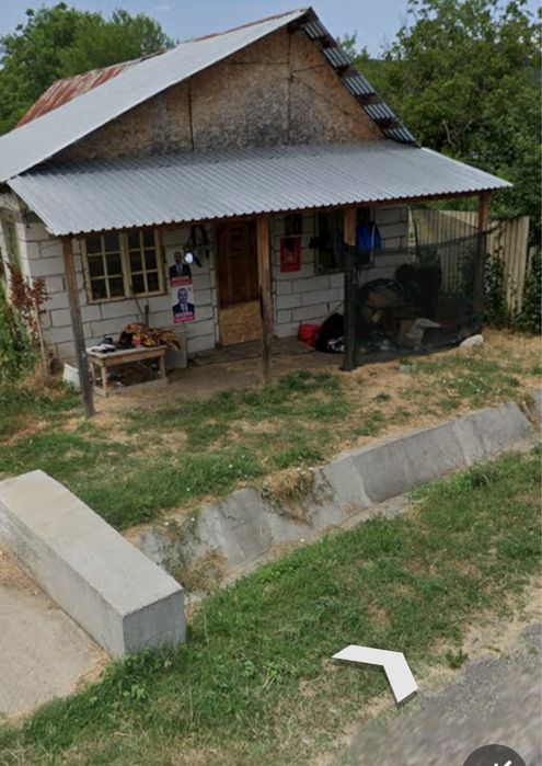 casa cu teren generos 9000mp+padure, la drum, ibanesti-cungrea jud olt