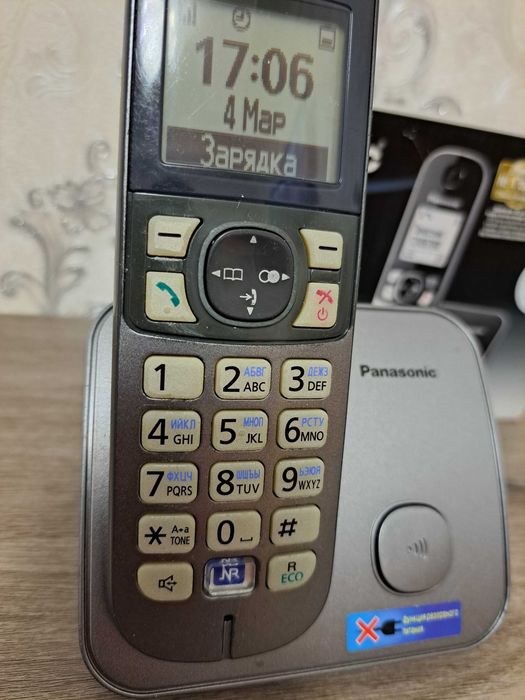 Радиотелефон Panasonic KX-TG6811