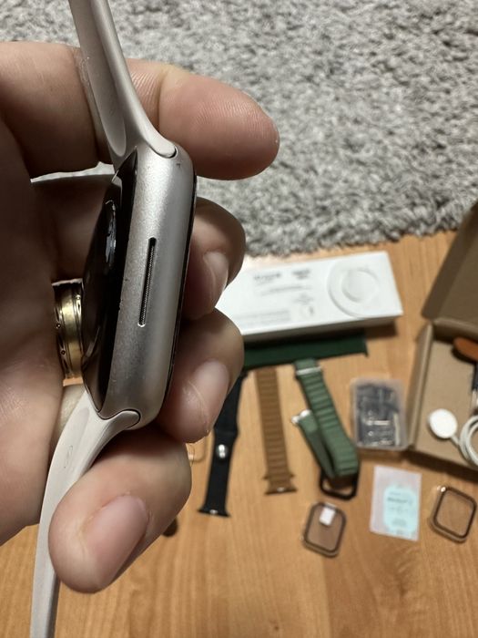 Apple watch seria 7 baterie 90%