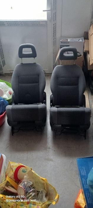 Scaun pentru Ford Galaxy, Volkswagen Sharan , Seat Alhambra .