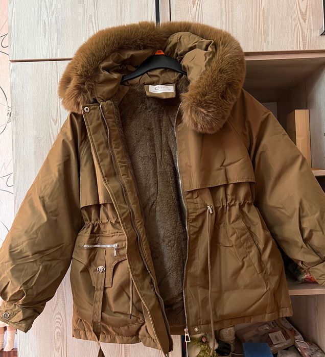 Новая женская куртка