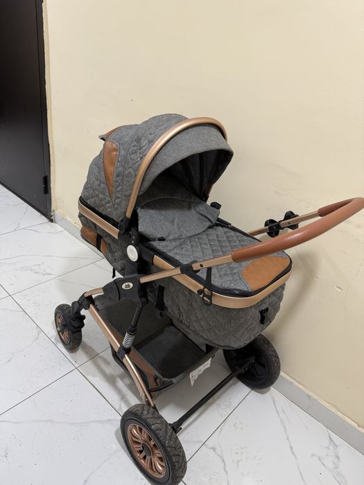 Срочно продам коляску , состояние отличное новая