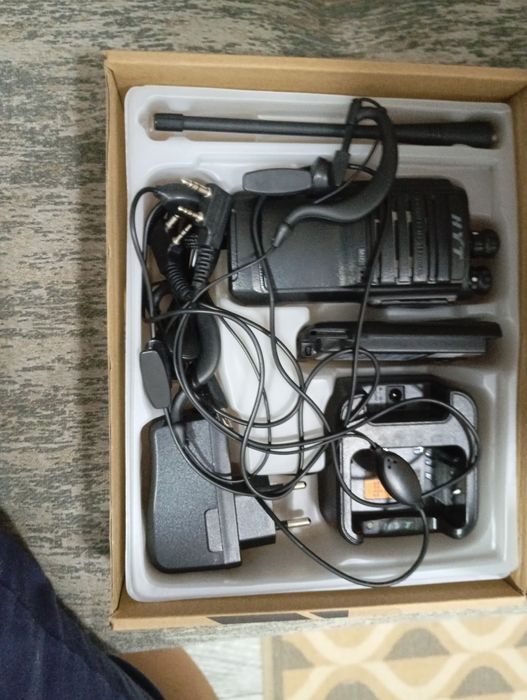 Рация hyt tc-500c новая