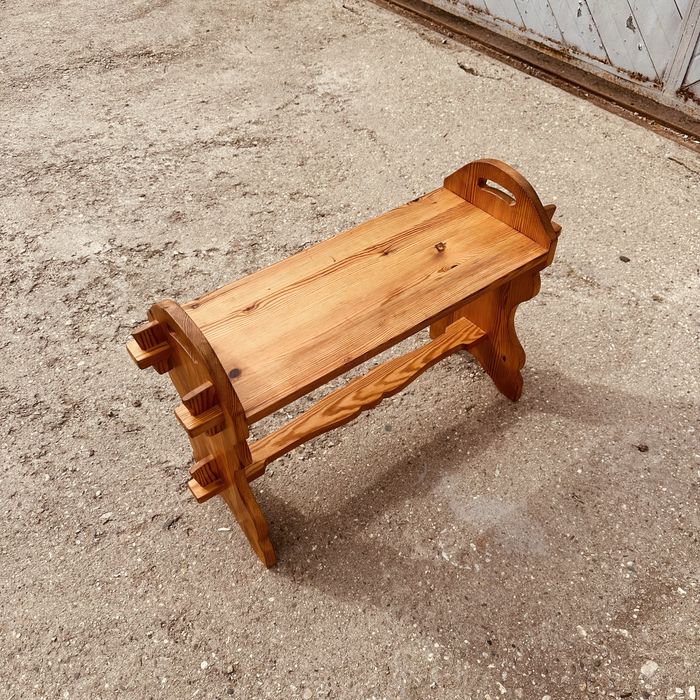 Рустик масивна дървена пейка – алпийски стил, 75 см