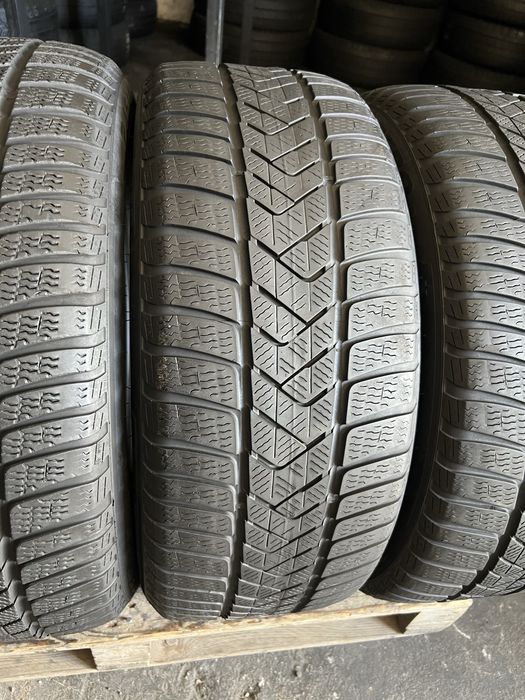 4 anvelope iarna 245/45/18 Pirelli DOT 2025!