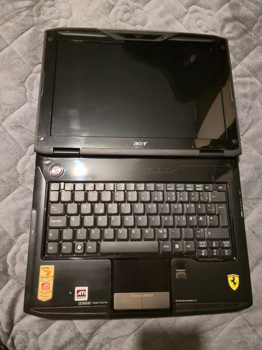 Acer Ferrari 1100 - DE COLECTIE!