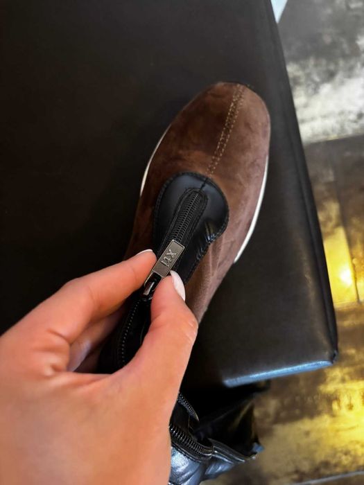 TWINSET,ботуши Mustang 39ти номер