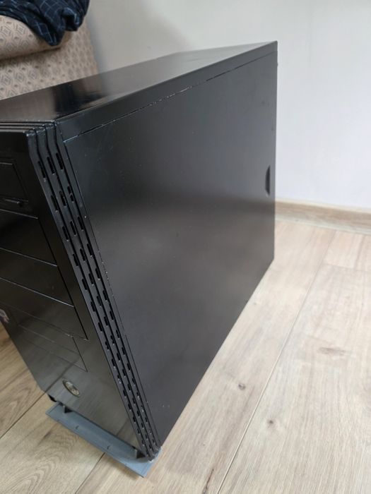 Настолен компютър Windows 10 лицензиран