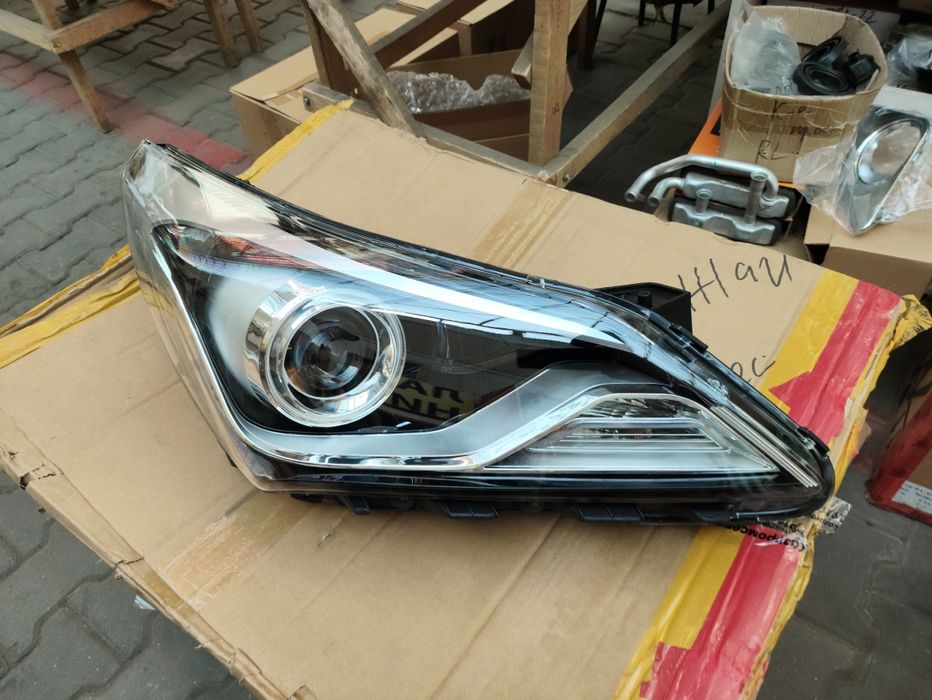 Акцент рестайлинг фара линзовые