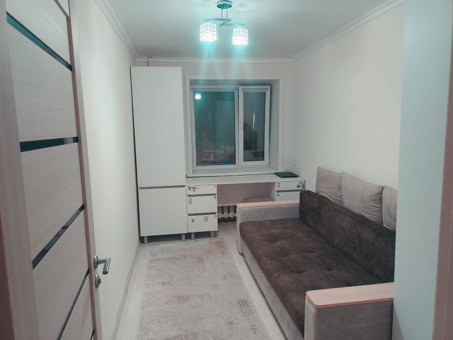 Продам 3 к  квартиру в центре