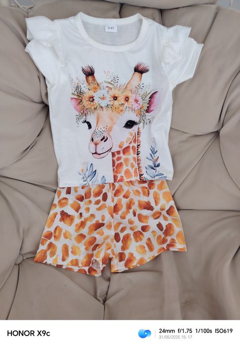 Новый костюм на девочку