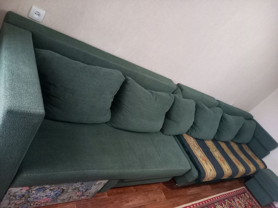 Продам угловой диван в хорошем состоянии