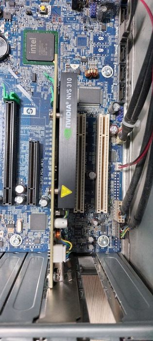 HP Z400 Workstation - гр. Пловдив