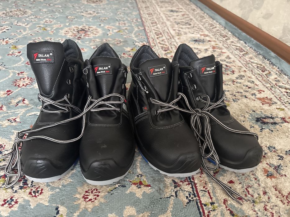 Продам спец обувь