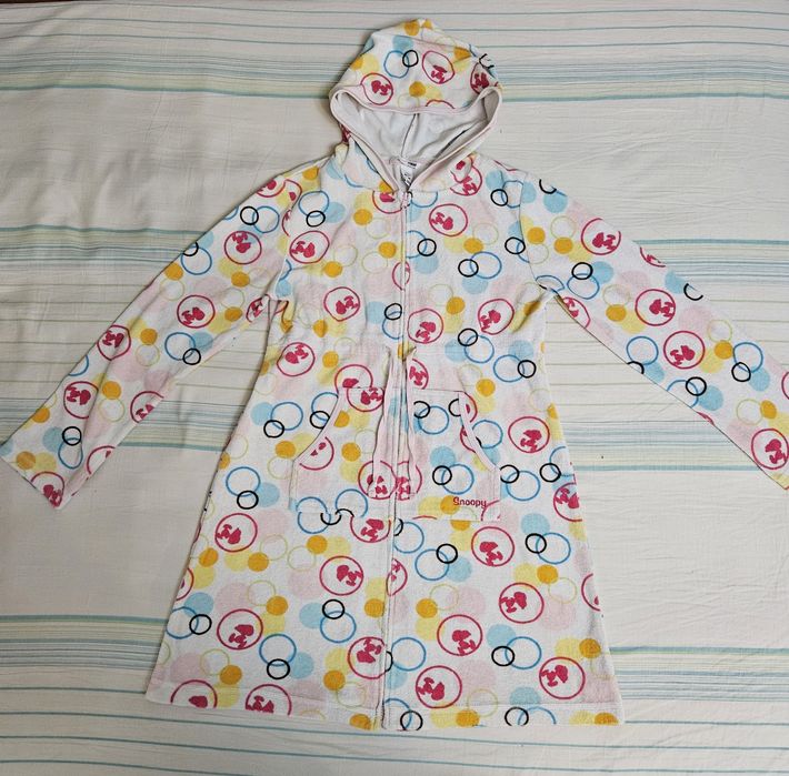 Черно яке с пух "Benetton "