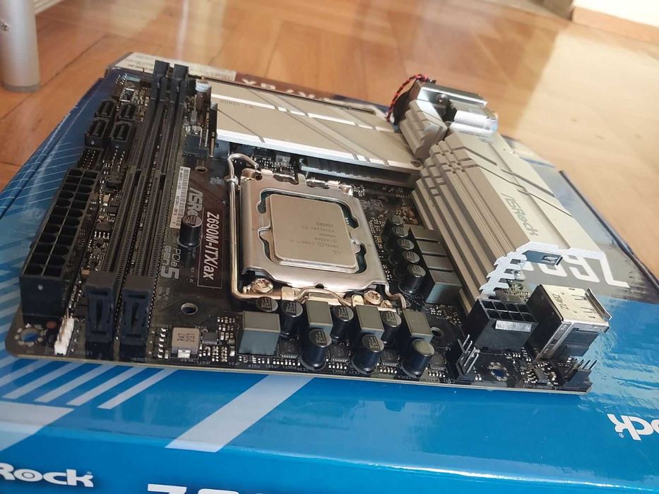 Intel Core i5 13500 + AsRock Z690M-ITX/AX Wi-Fi DDR4
