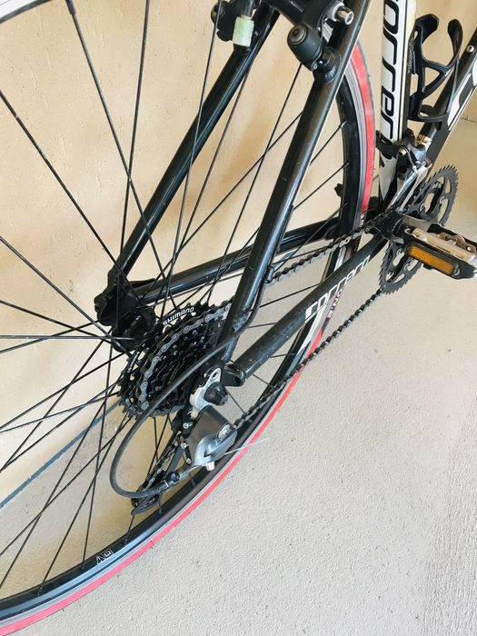 Vand/Schimb cursiera Carrera