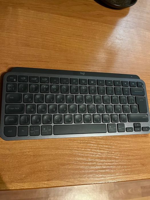 Продам Logitech MX Keys Mini (Graphite, Bluetooth