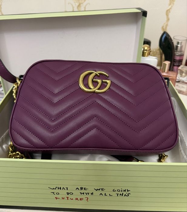Gucci чанта нова