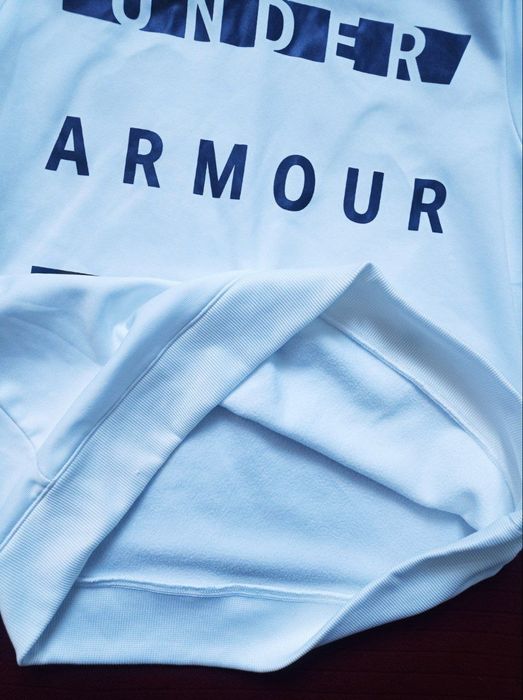 Из США Толстовка с капюшоном от Under Armour