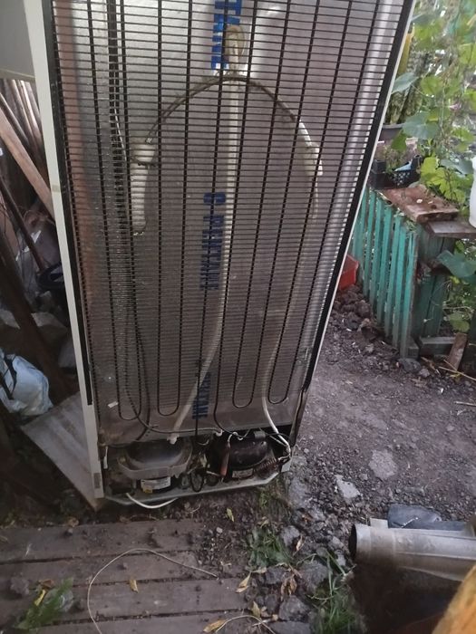 Продам холодильник