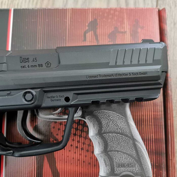 Еърсофт пистолет Heckler & Koch HK45 от UMAREX Германия Метална рама