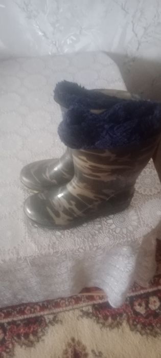 Сапоги резиновые 33 р