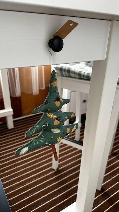 Новогоние текстильные ёлочки.