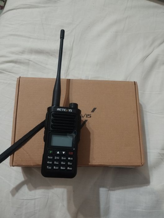 Продам рацию Retevis