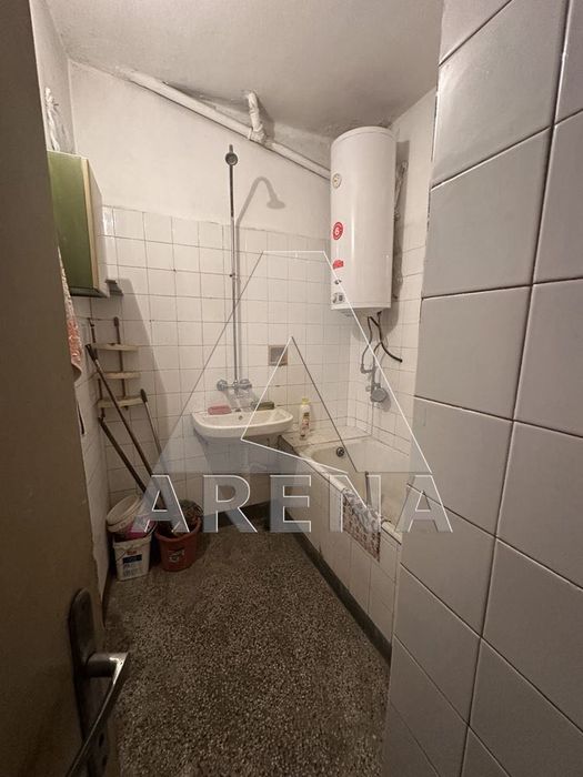 Продава се Тристаен апартамент в Пловдив, Кючук Париж - 91 кв.м за 1462 €/кв.м - Снимка #7
