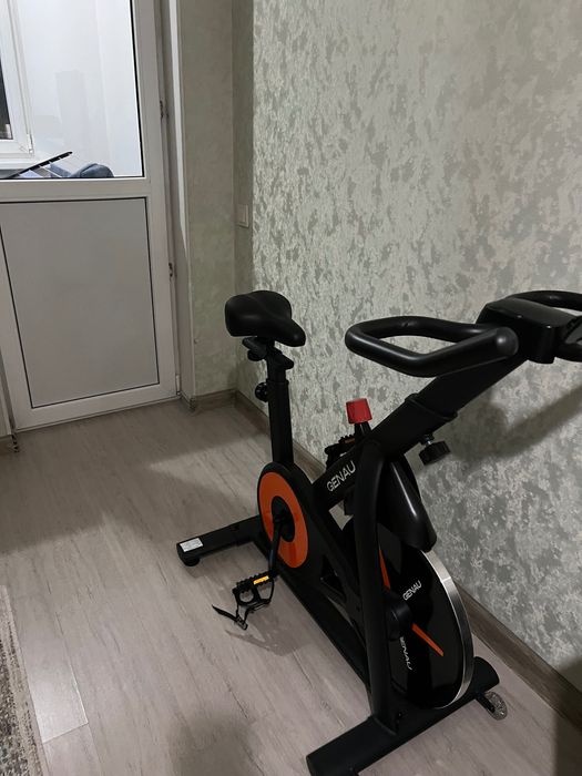 Велотренажер Genau