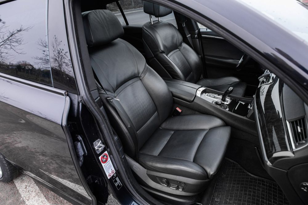 Bmw 530 Gt x-drive 2012 245 cp /camera 360/panoramic /top